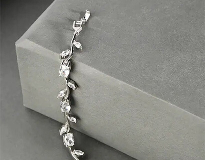 bracelet image